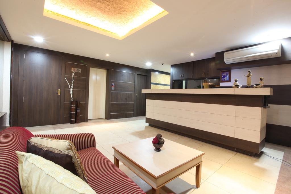 Treebo Trend Woodsvilla Suites Bapu Nagar Jaipur Exterior foto