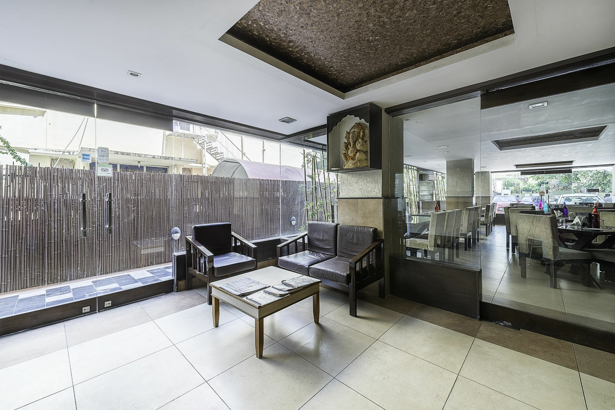 Treebo Trend Woodsvilla Suites Bapu Nagar Jaipur Exterior foto
